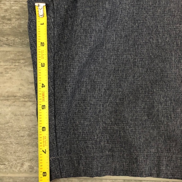 UA Showdown golf shorts - Picture 2 of 4